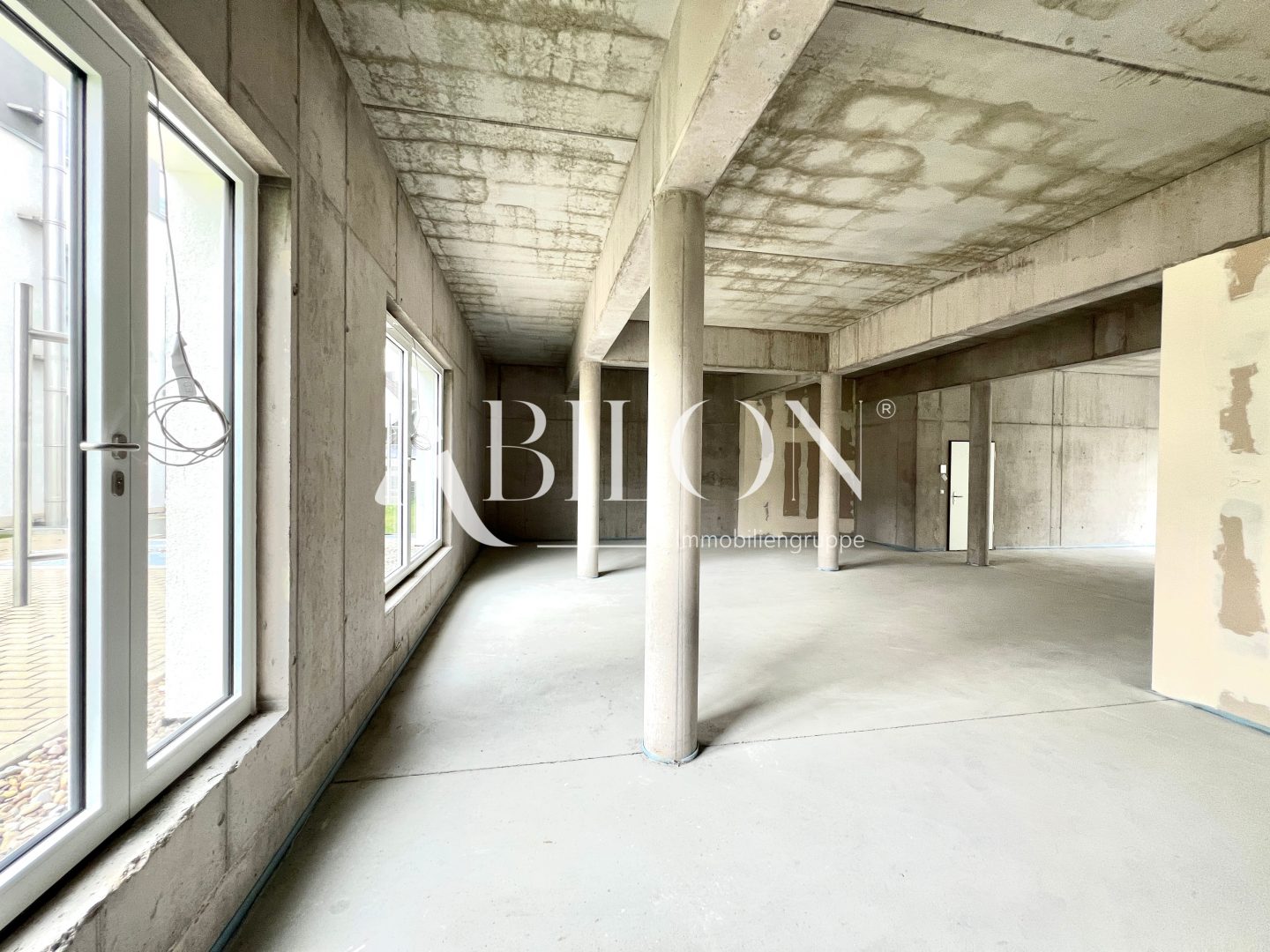 Gewerbeeinheit Innen