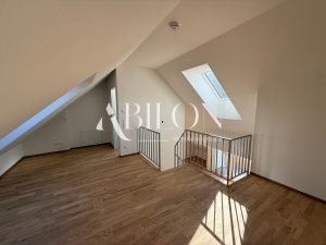 Empore - Sicht zum 2. Badezimmer